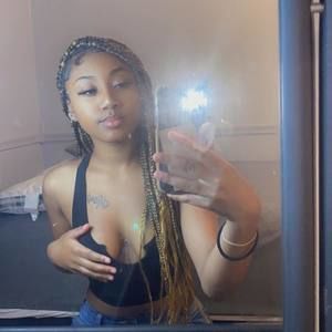 Meet your Posher, Janae